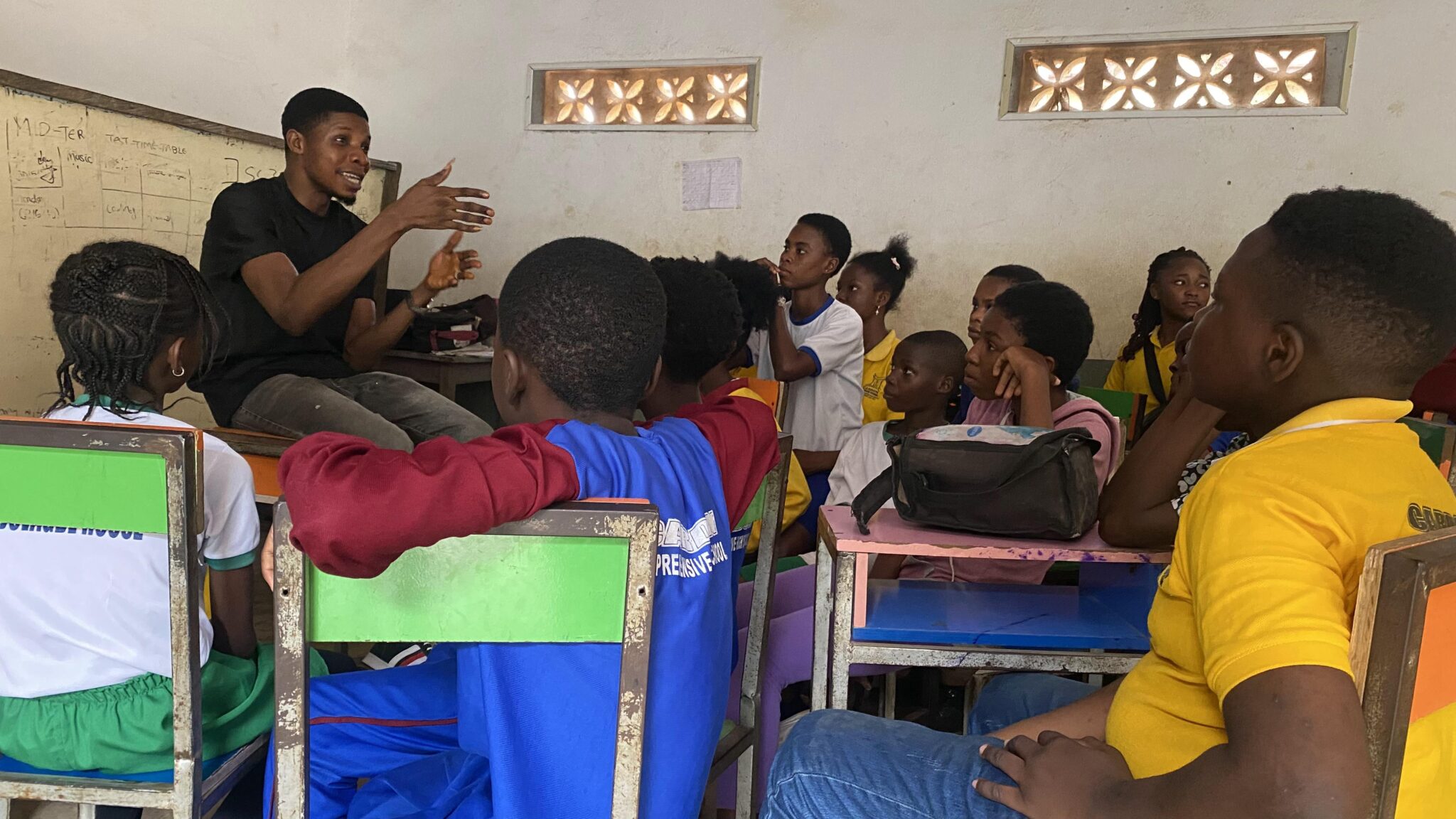 Set of students having their tech examination in a class room - EpeeTech Solution (Cardon Standard Schools)